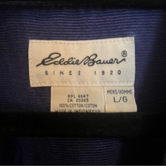 Eddie Bauer corduroy button down shirt - Picture 3 of 3